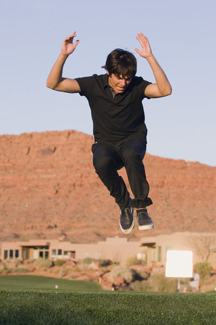 Zac-Efron-ds03.jpg